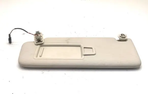 Volkswagen PASSAT B8 Sun visor