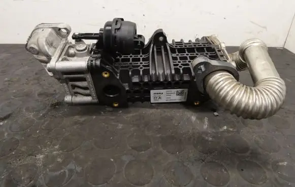 Peugeot 208 II EGR valve cooler 9813050280