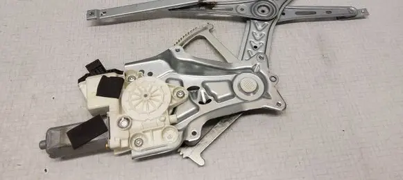Opel Vectra C Front door window regulator with motor 106155102 0130822011 9178987
