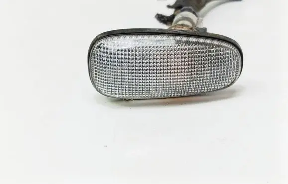 Opel Zafira A Front fender indicator light