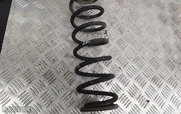 Skoda Octavia Mk2 (1Z) Rear coil spring 