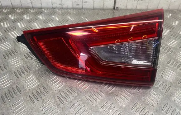 Nissan Qashqai Tailgate rear/tail lights 22618013