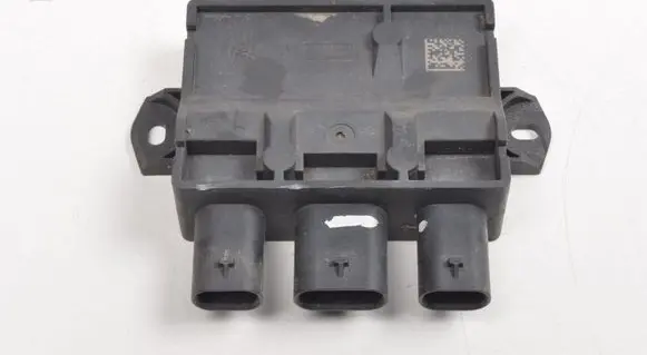 Jaguar I-Pace Other relay M8A214E112AA