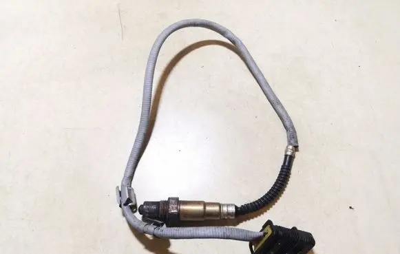 BMW 5 F10 F11 Lambda probe sensor 758947501