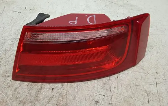 Audi A5 8T 8F Rear/tail lights 8T0945096