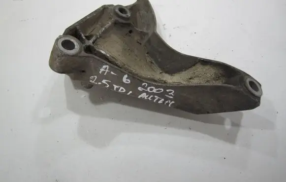 Audi A6 S6 C5 4B Engine mounting bracket 8D0399113AT