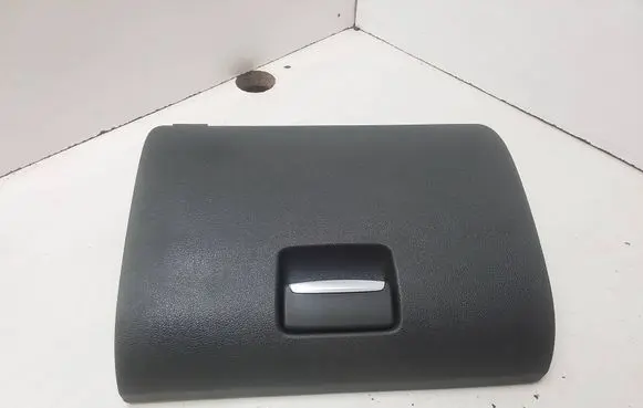 Ford Focus Glove box lid/cover 