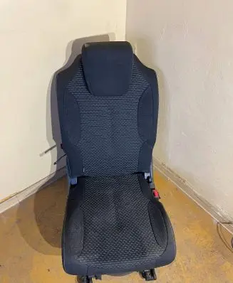 Citroen C4 I Picasso Rear seat 