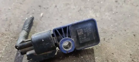 Volvo C30 Airbag deployment crash/impact sensor 31264410