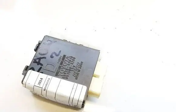 Toyota RAV 4 (XA40) Door control unit/module 8597042010 0515004280