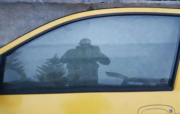 Hyundai Getz Front door window glass four-door