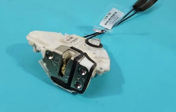 Honda CR-V Front door lock 72111SWAP1RHFR IMPRK1578776
