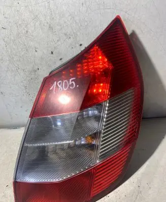 Renault Scenic II - Grand scenic II Rear/tail lights 15911600