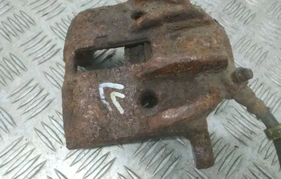 Citroen Xsara Picasso Front brake caliper