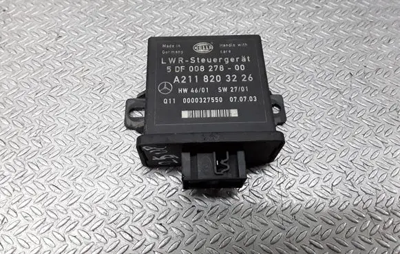 Mercedes-Benz E W211 Light module LCM A2118203226