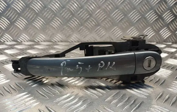 Volkswagen PASSAT B5.5 Front door exterior handle 3B0837885