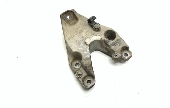 BMW X3 F25 Engine mounting bracket 6784827