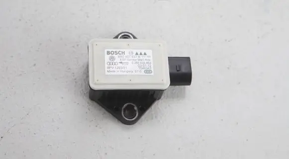 Audi A4 S4 B8 8K ESP acceleration yaw rate sensor 8R0907637B 0265005853