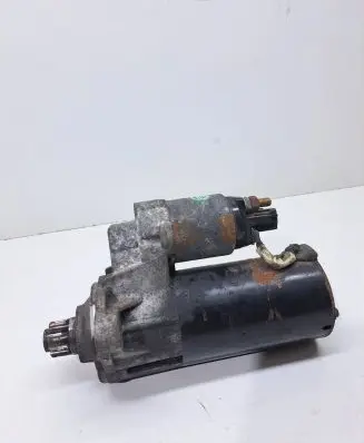 Volkswagen PASSAT B6 Starter motor 02E911023H 0001123016