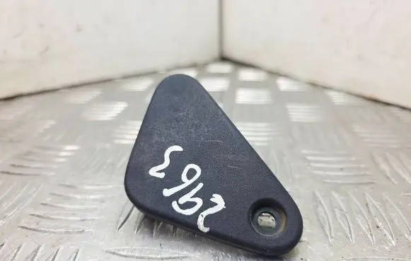 Volvo V60 Radiator mount bracket 30723367