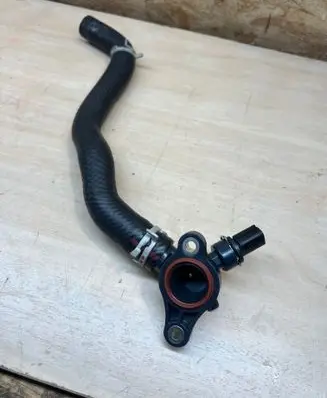Toyota Yaris Cross Engine coolant pipe/hose 