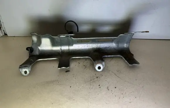 Nissan Juke I F15 Other engine bay part