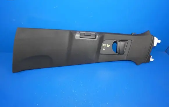 Volvo XC90 (B) pillar trim (top)