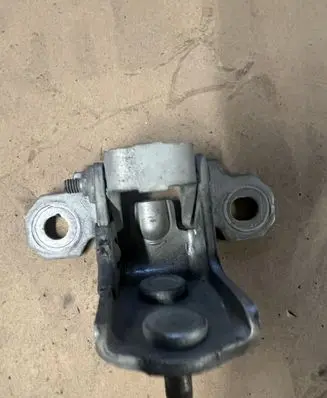 Renault Espace IV Rear door upper hinge
