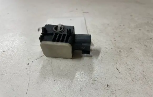 Jaguar XF X250 Airbag deployment crash/impact sensor 8X23146006AA 160209 2FLKJ040