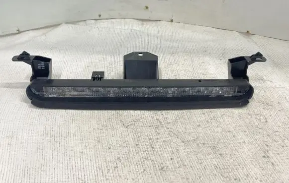 Volvo V70 Third/center stoplight 30763884 16511110