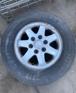 KIA Carnival R16 alloy rim 