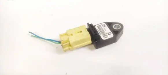 Toyota Avensis T250 Airbag deployment crash/impact sensor 8983305010 89833-05010