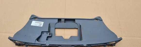 Front bumper mounting bracket
