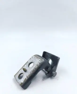 Citroen Berlingo Front door lower hinge 