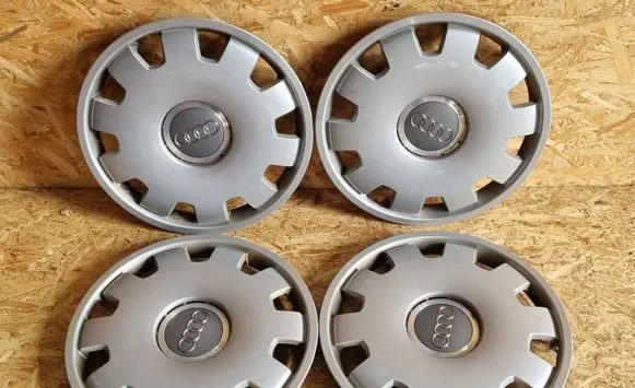 Audi A4 S4 B7 8E 8H R16 wheel hub/cap/trim 4B0601147D