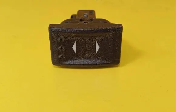 Ford Mondeo Mk III Electric window control switch 1S7T14529AB