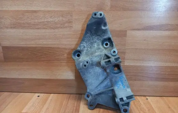 Generator/alternator bracket