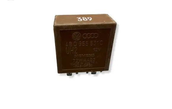 Volkswagen PASSAT B5 Other relay 4B0955531C 72WA403