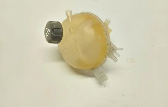 Opel Vivaro Coolant expansion tank/reservoir 9820083580JLK01
