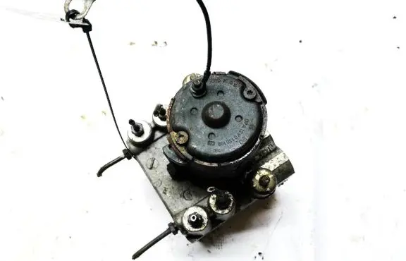 Opel Insignia A ABS Pump 0265216017 30821397