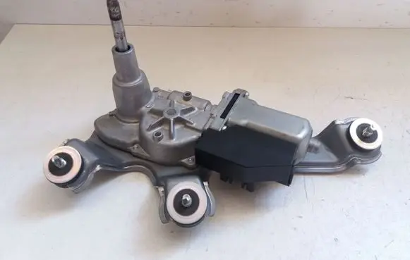 Lexus CT 200H Rear window wiper motor 8513076010 2596002252