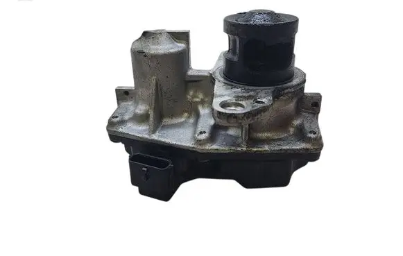 Mercedes-Benz C W205 EGR valve 100016165R A6260103400 17030523