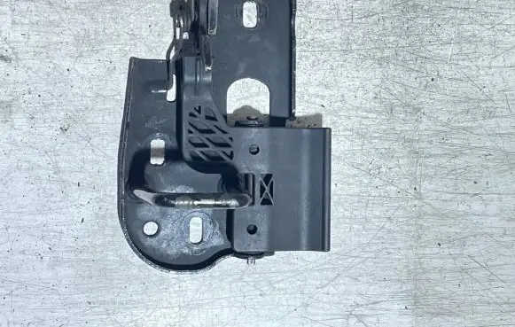 Volkswagen Touran I Engine bonnet/hood lock/latch loop/hook 1T0823480A