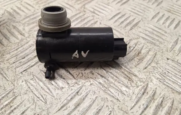 Toyota Avensis T270 Windscreen/windshield washer pump 8533002040