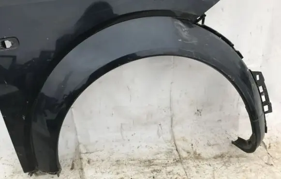 Audi A2 Front arch trim 