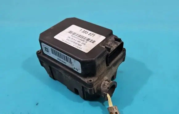 Opel Zafira A Central body control module 25140015 IMPRK1385871