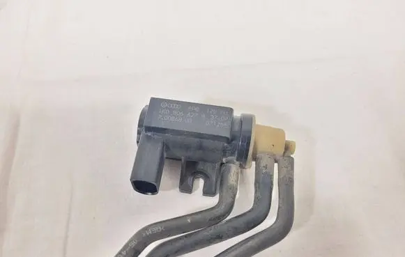 Skoda Fabia Mk2 (5J) Turbo solenoid valve 1K0906627A 07T255 70086800