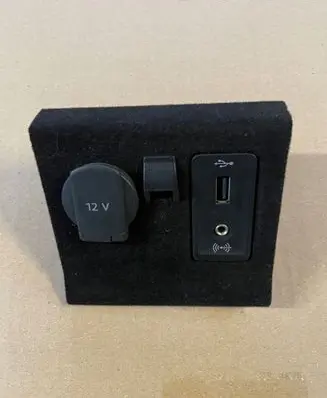 Porsche Panamera (971) USB socket connector 971857273E