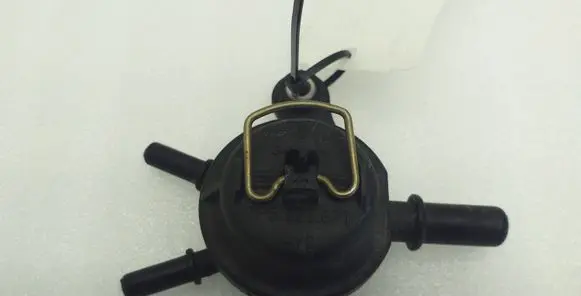 Porsche Panamera (970) Coolant heater control valve 7P5121671