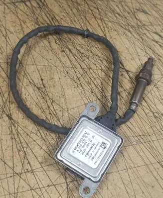 Mercedes-Benz ML W166 Lambda probe sensor A0009051512